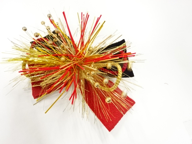 JAPANESE KIMONO / ANTIQUE HAIR ACCESSORY